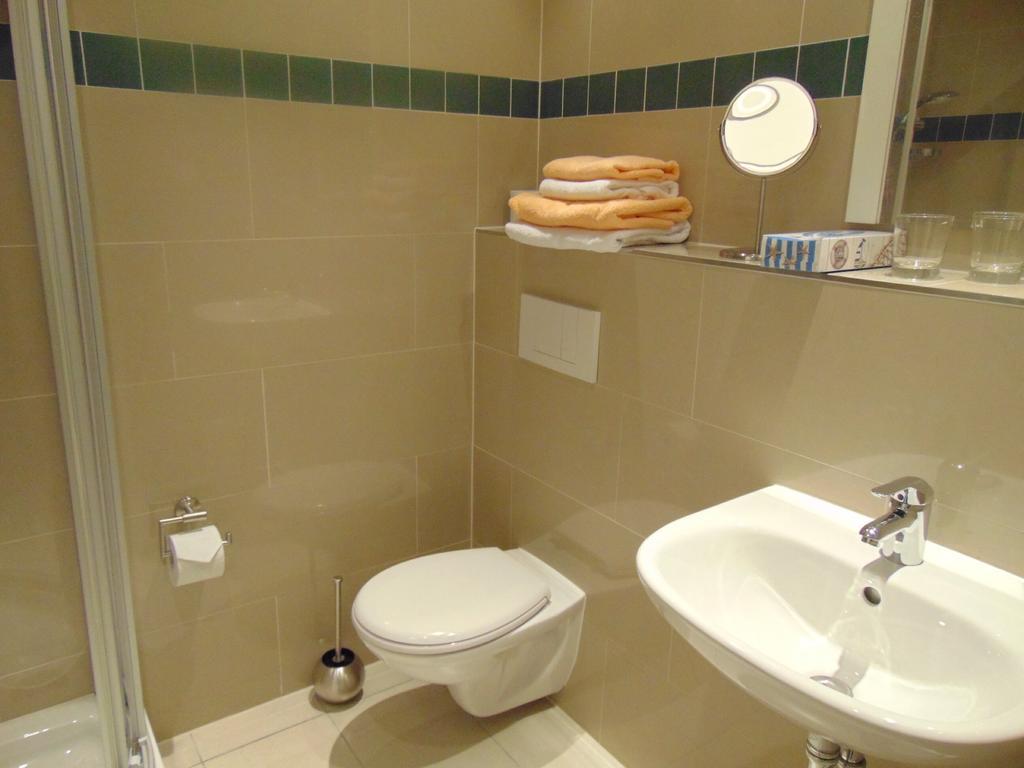 Ambiente Hotel Leipzig Room photo